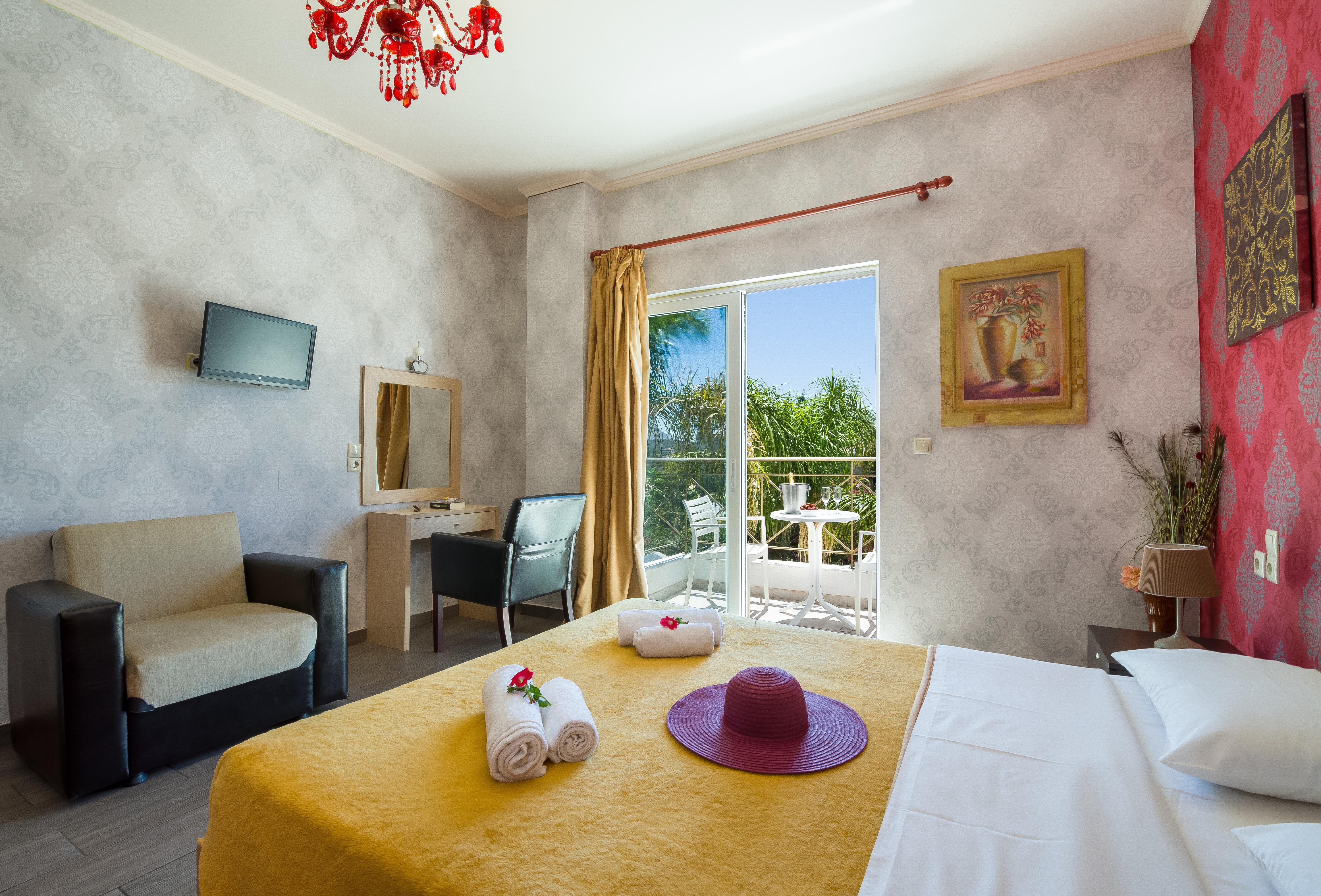 Paradice Luxury Suites-near Zorbas Beach-free Breakfast Отель 4*