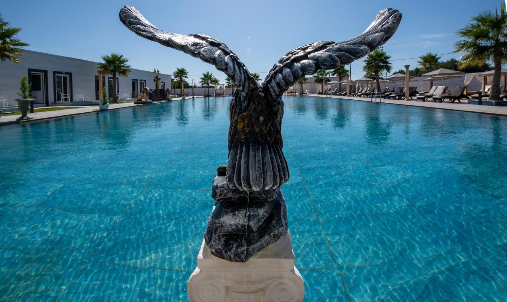 Paradice Luxury Suites-near Zorbas Beach-free Breakfast Ставрос