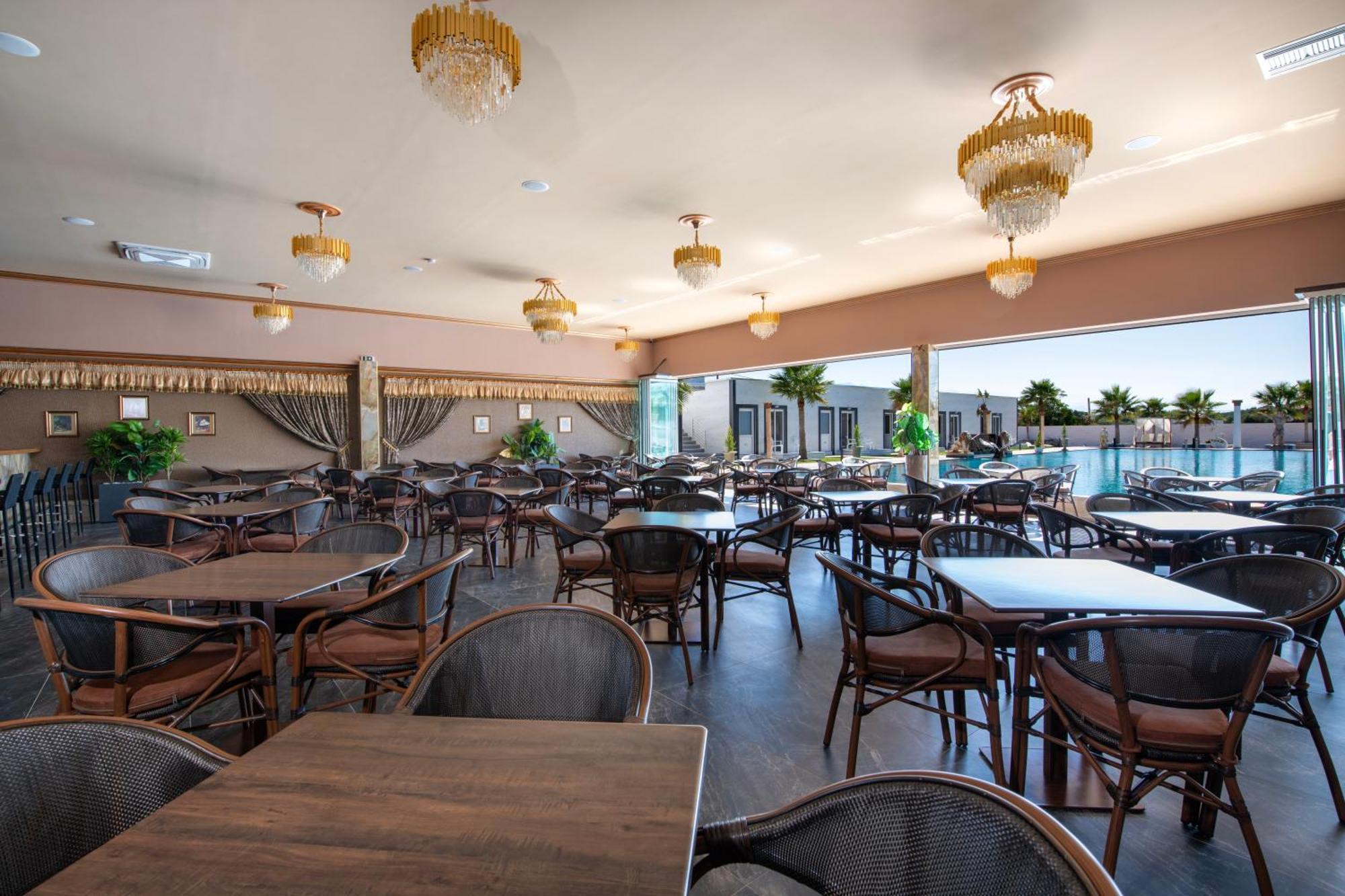 Отель Paradice Luxury Suites-near Zorbas Beach-free Breakfast